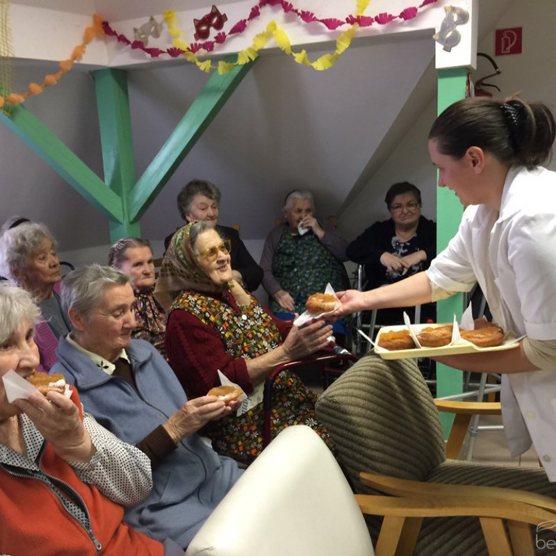 Farsang az idősotthonban 56